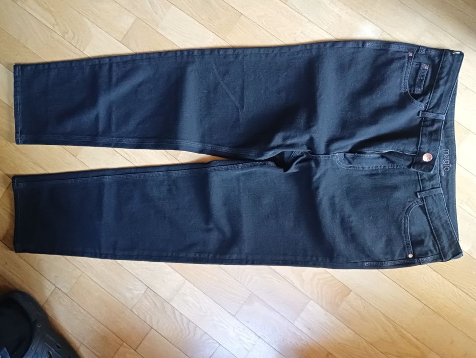 Super Spodnie jeansowe Marks & Spencer M/L jeansy z elastanem pas 95 c