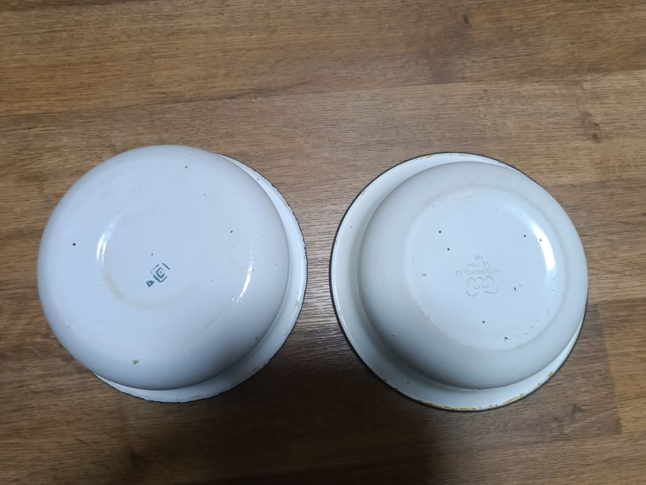 Посуда эмалированная с двойным слоем эмали.