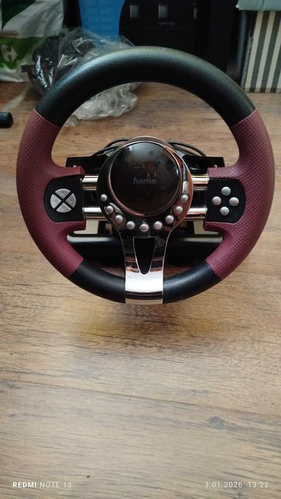 Kierownica Hama racing wheel thunder v5     PS3/PC