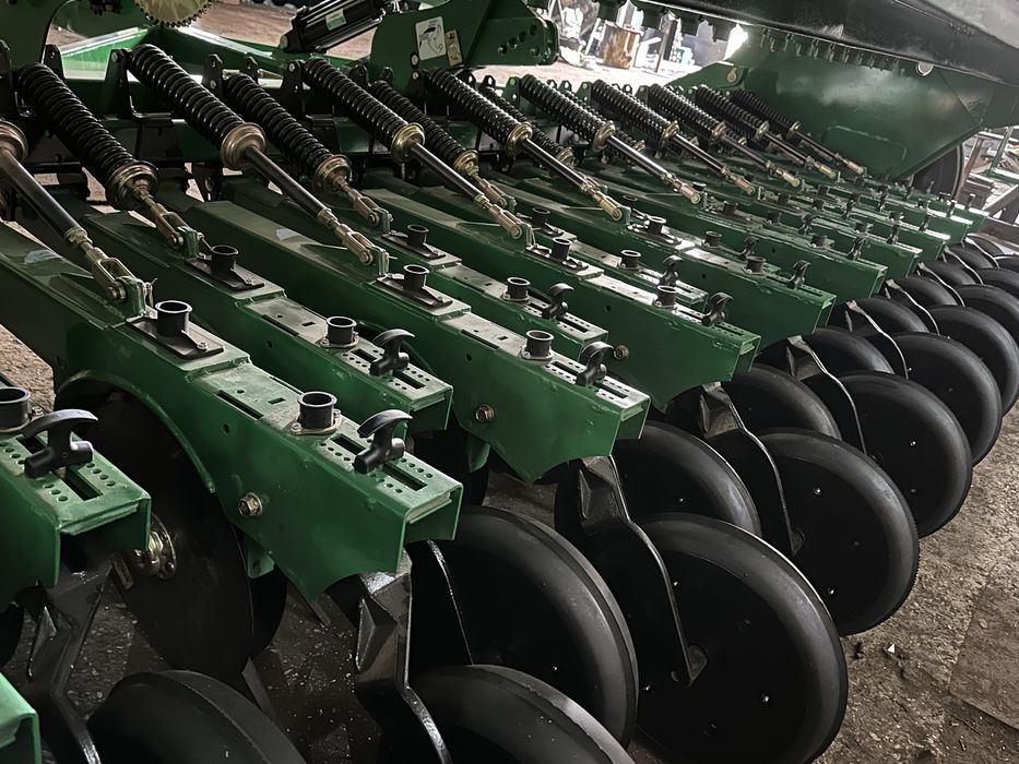 Сеялка Great Plains 1300F