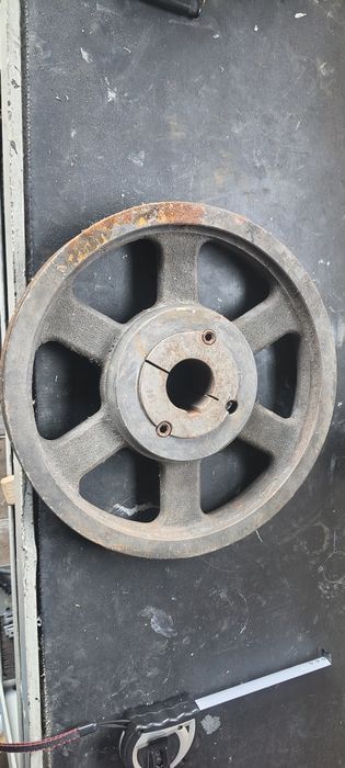 Koło pasowe  283mm z tujeją na 40mm