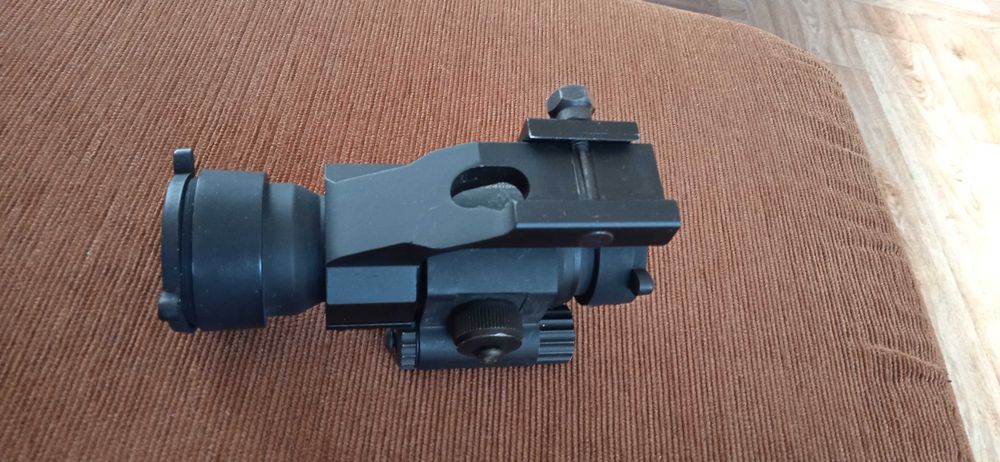 Оптичний приціл Aimpoint коліматорний