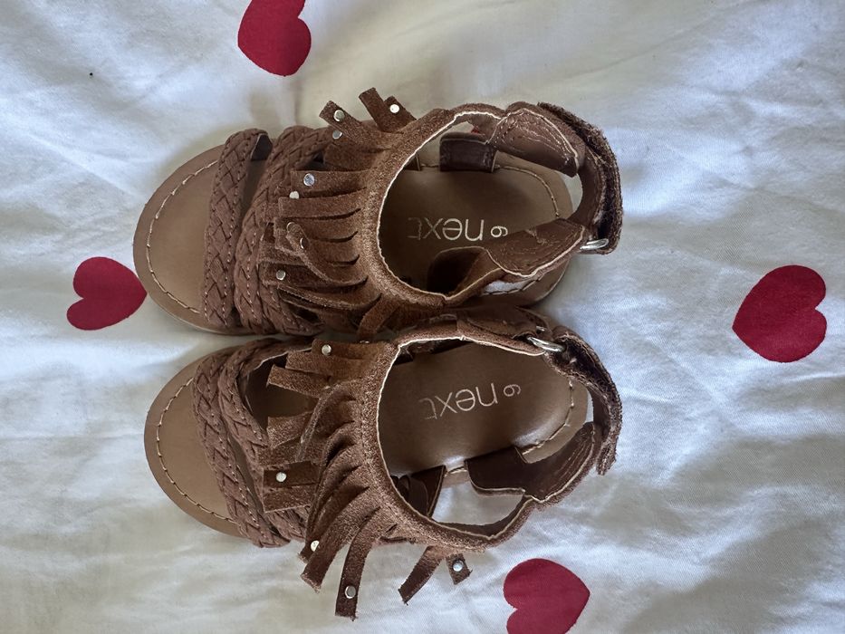 Sandały boho frędzle 22