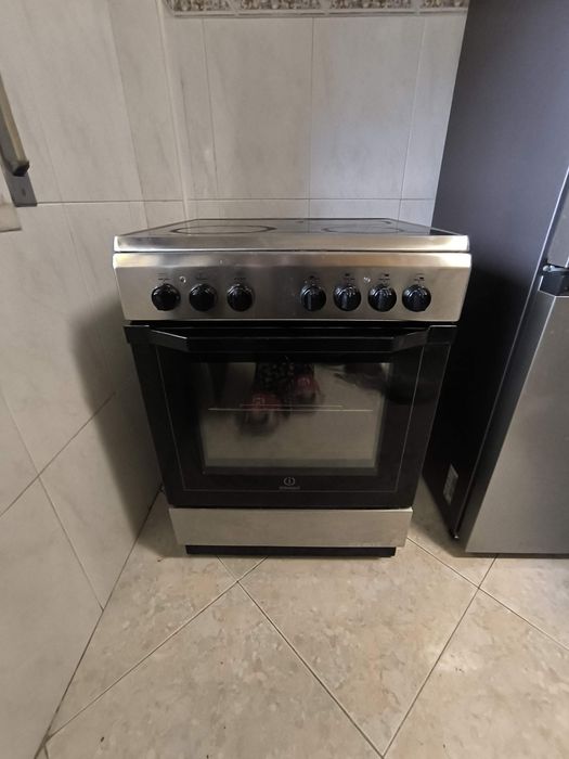 Fogão  INDESIT - Fogão Vitro I6VMH2A(X)/NL