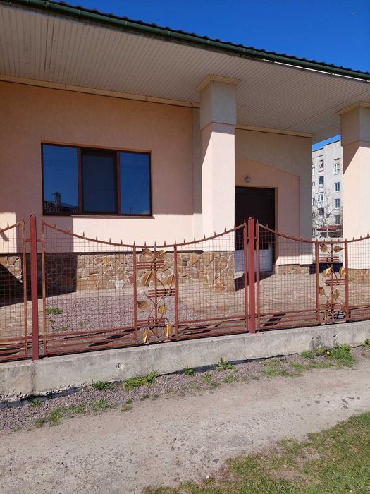 ЖИТЛОВО - КОМЕРЦІЙНА  нерухомість,оренда -продаж.