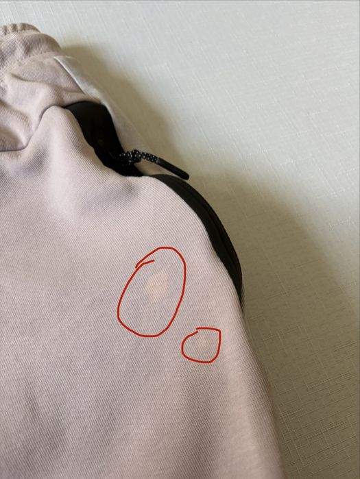 Męskie spodenki Nike Tech Fleece szaro-pudrowy róż