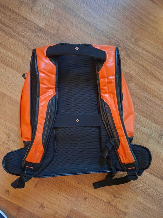 Plecak samsonite pomarańczowy