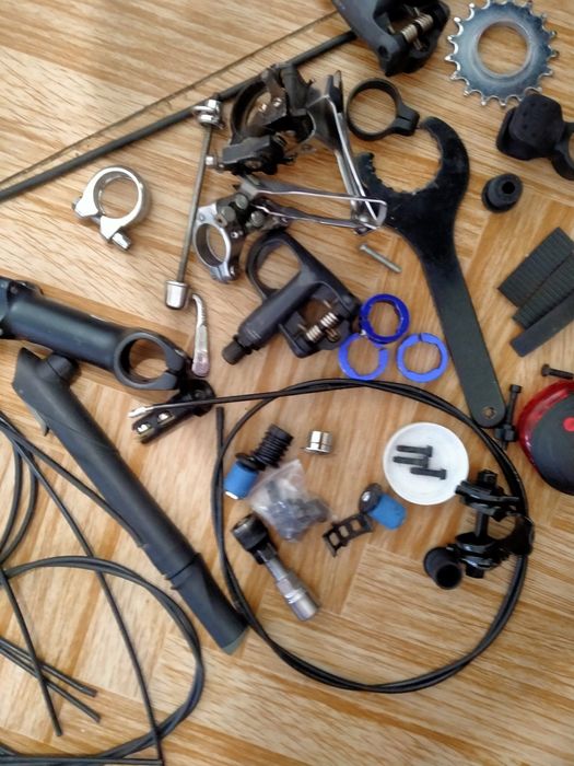 Запчасти детали аксессуары комплектующие велосипеда  проставочные