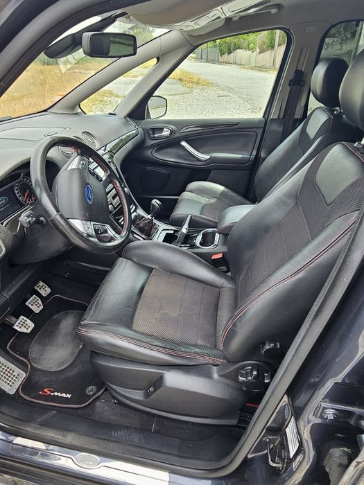 Carrinha Ford SMax