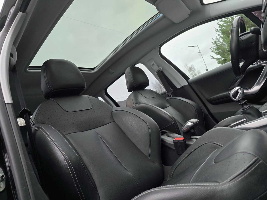 Peugeot 2008 1.6 HDi 115 ALLURE Max wyposażenie nowe wtryski i rozrząd