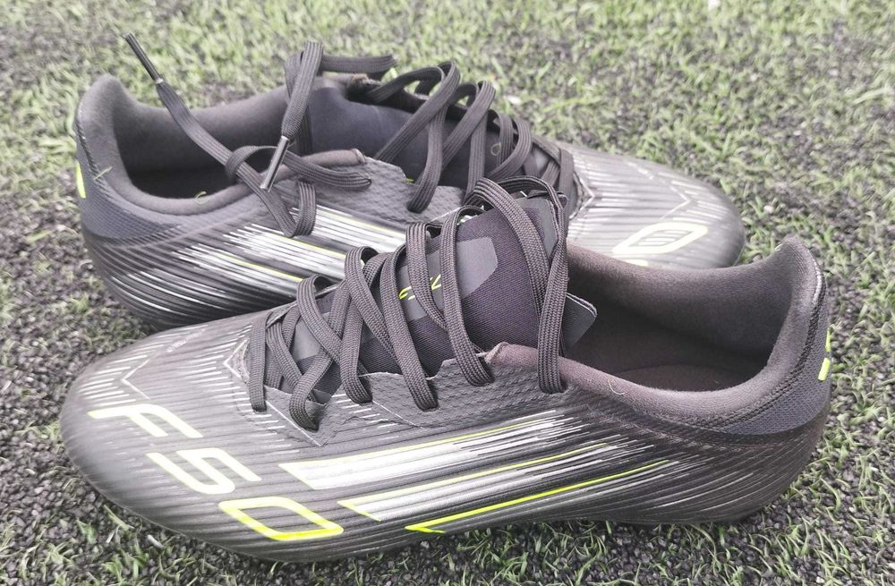 Chuteiras ADIDAS F50 TAMANHO 40