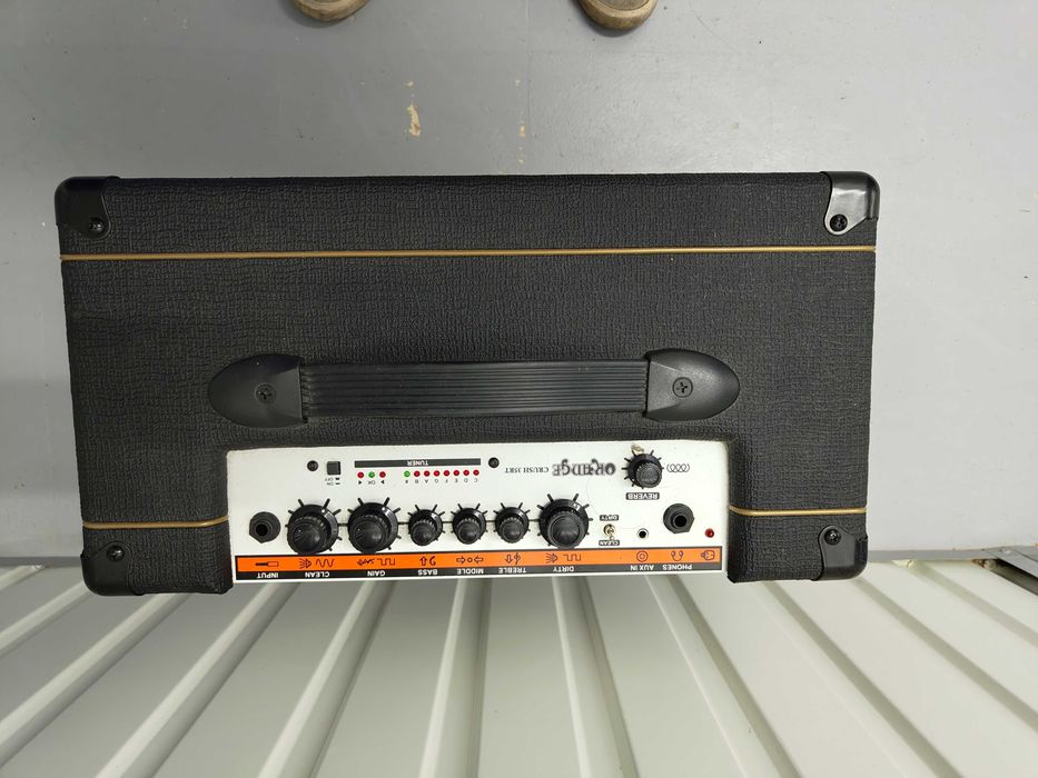 Amplificador Orange 35 watts, edição limitada.