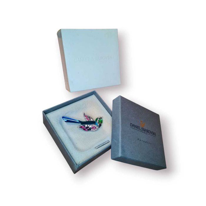 Broche Swarovski “Benua Blue Zircon”– Coleção Paradise(2002)– c/ Caixa