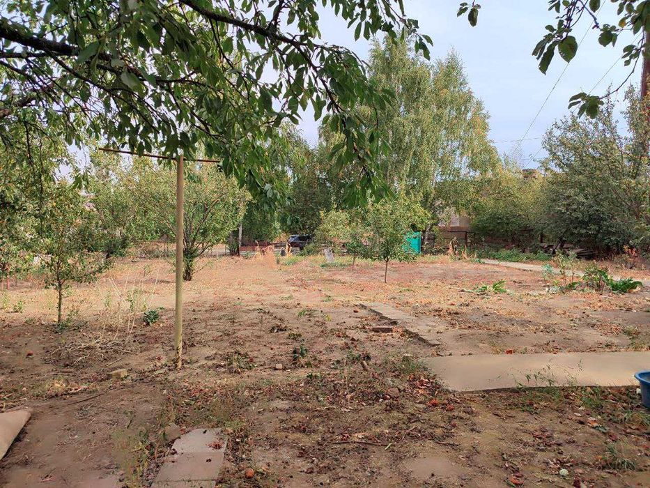 Продам теплий будинок зі зручностями в Дергачах.