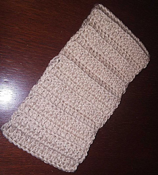 Fita de cabelo em crochê feita à mão