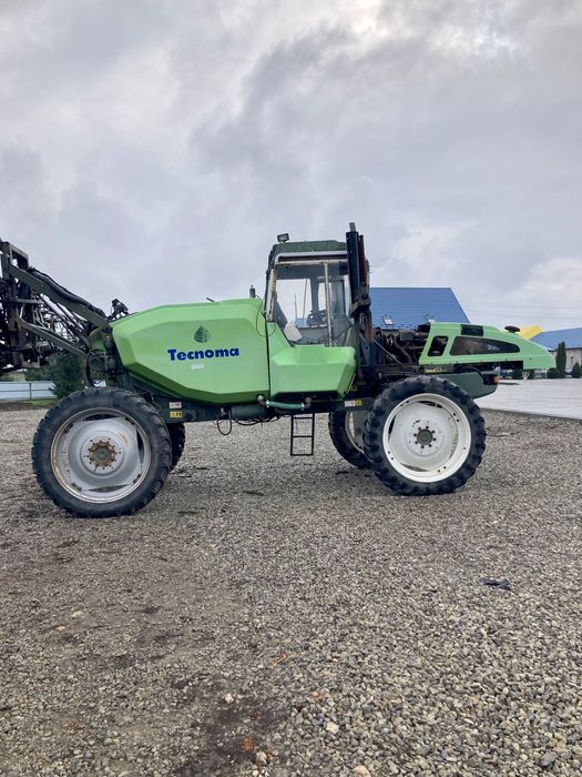 Самохідний обприскувач Tecnoma Laser 4000.