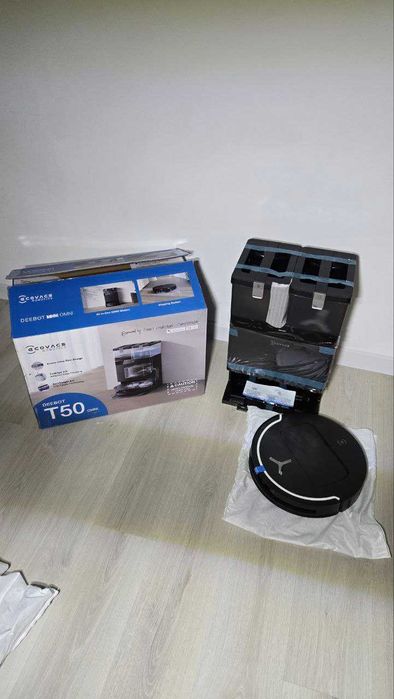 Робот пилосос Ecovacs Deebot T50 OMNI Black