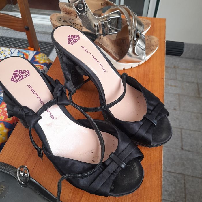 Calçado de várias marcas