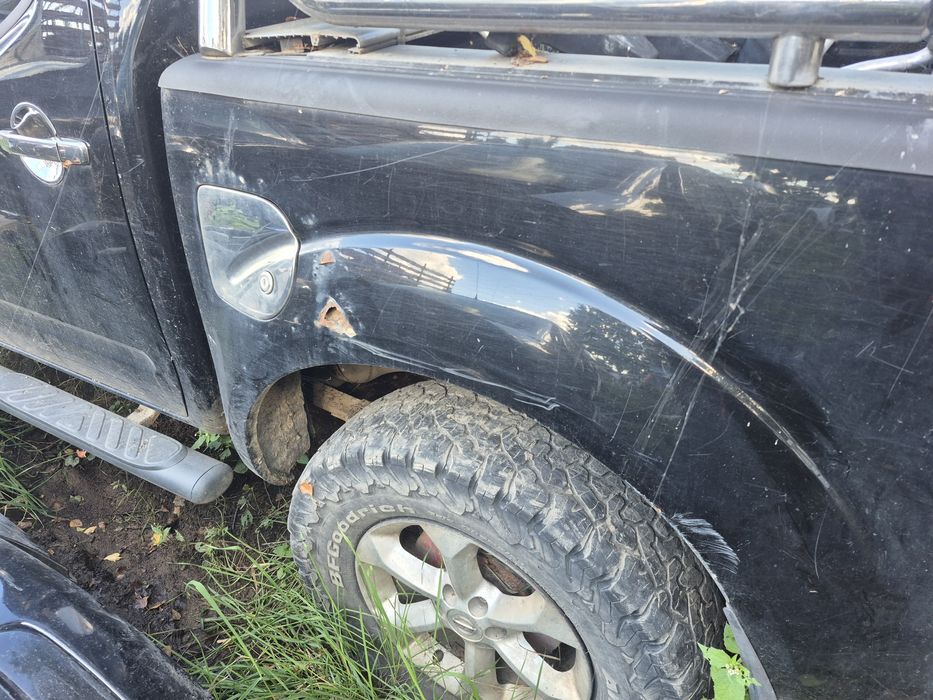 Paka zabudowa nissan navara d40 do poprawek