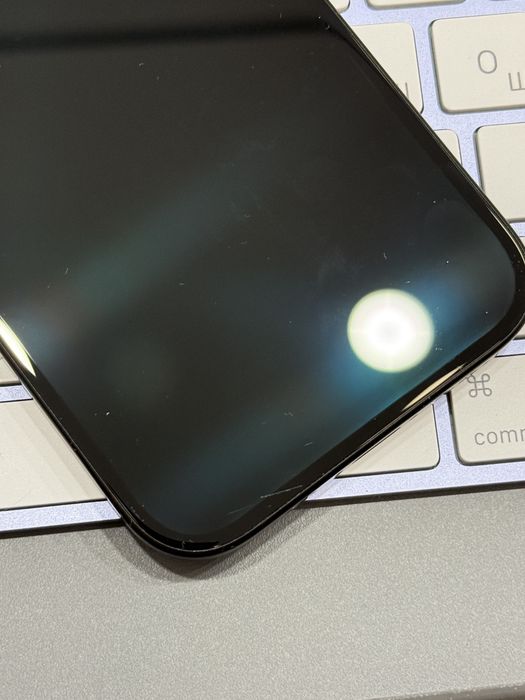 iPhone 16 128GB Black без блокувань (АКБ 100% 11 циклів)