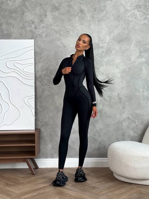 Комбінезон жіночий