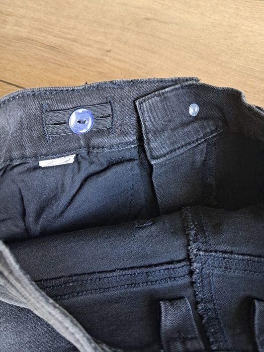 Spodnie jeansy dziewczęce Reserved 146