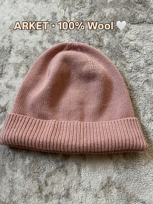 Чудова якісна шапка ARKET • 100% Wool