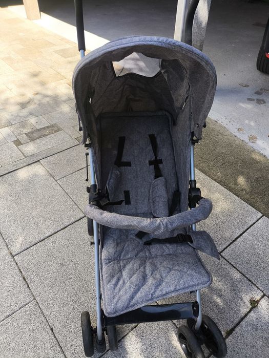 Carrinho passeio Zippy cinza
