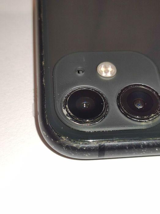 Телефон Apple Iphone 11 3/64 Gb Айфон