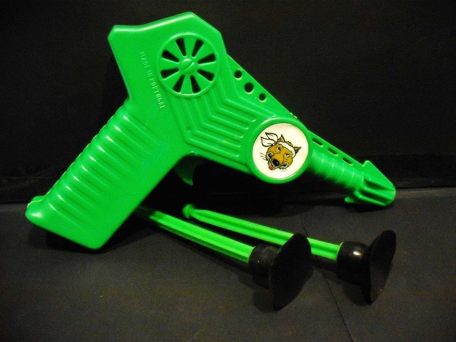 Pistola com dardos da tartaruga Ninja PEPE antiga