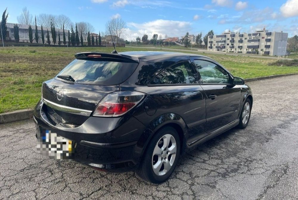 Opel Astra GTC 1.7 Isuzo de 2006