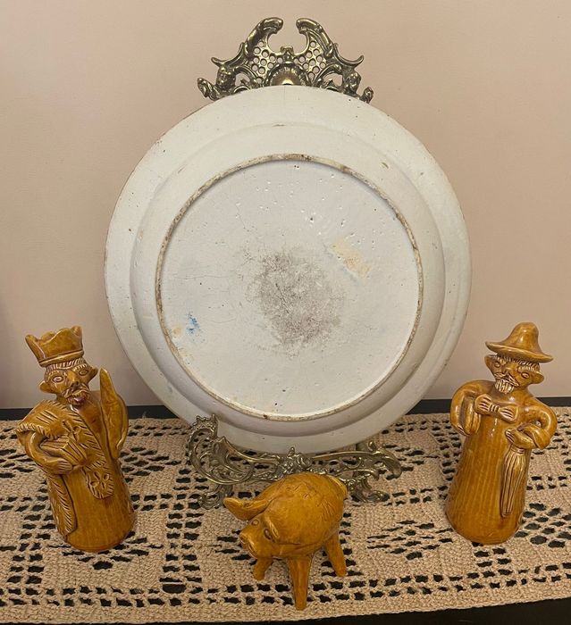 Pratão ou palangana em faiança com 31cm