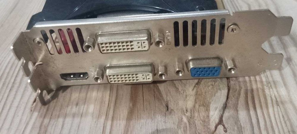 Видеокарта Palit GTS 450