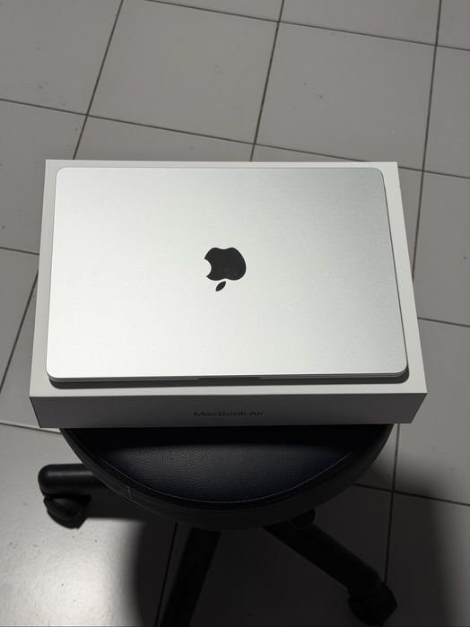 Macbook Air M4 16/256gb 13.6’
