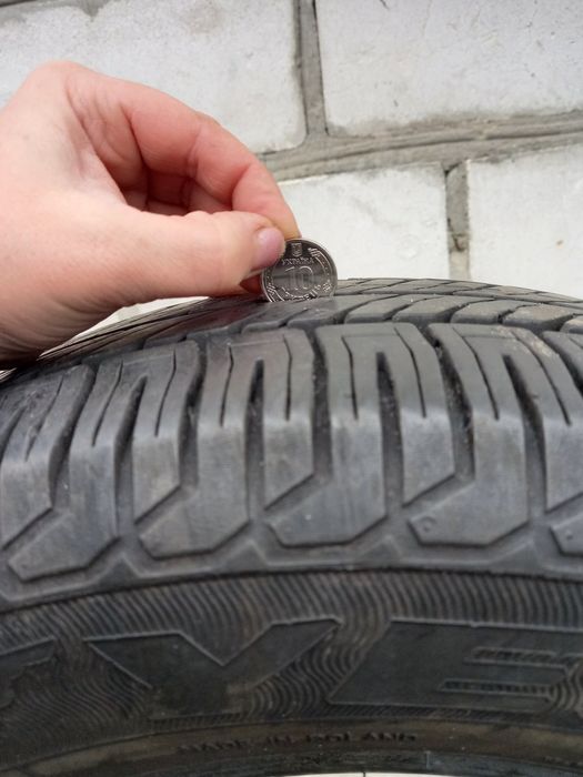 Продам летние шины резину Goodyear GT3 185/65 R15 2 шт