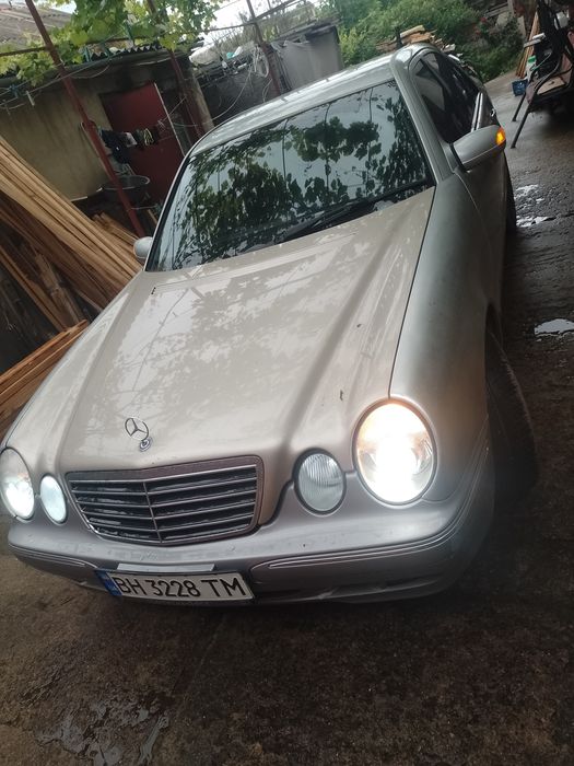 Мерседес w210 ,2,7
