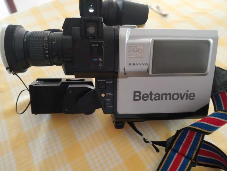 Câmara de filmar Sanyo Betamovie Modelo VRC-100P
