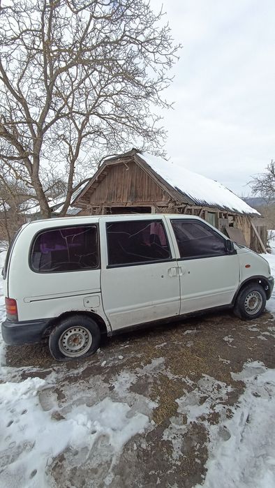 nissan vanette 2000року. Не на ходу