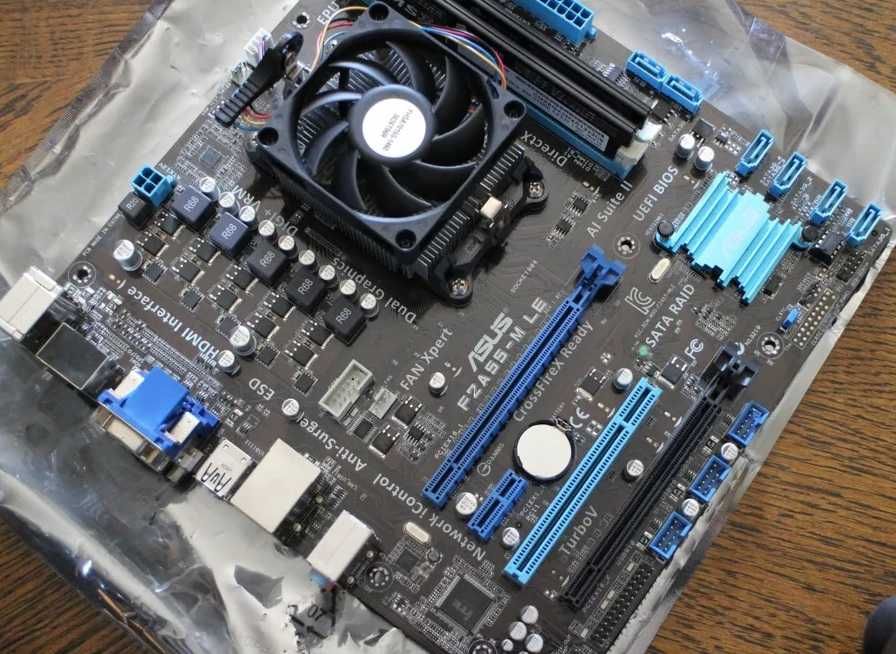 ASUS F2A55-M LE (s.FM2) +доп: CPU AMD A6-5400 +много чего еще..ЧИТАЙ ОПИСАНИЕ !