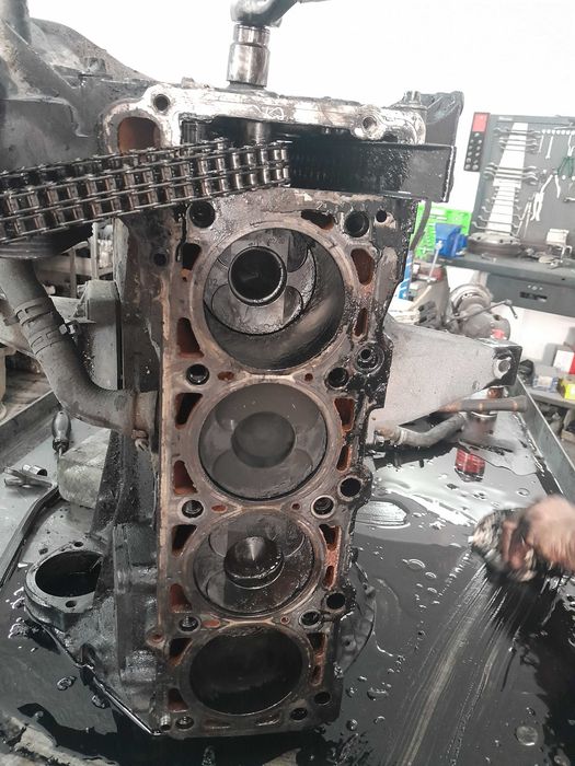Cabeça de motor  mercedes 2..2 cdi