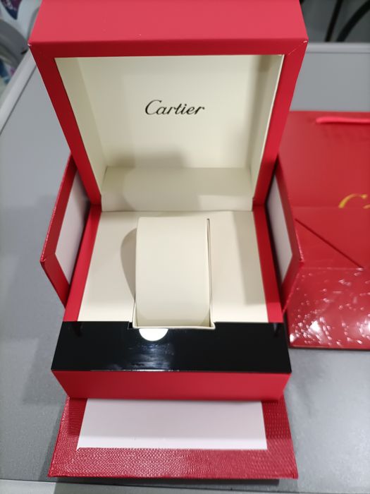 Caixa relógio de luxo Cartier