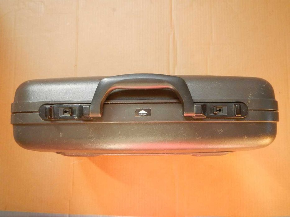 Walizka do kamera HITACHI VM - 2300E 2380E 2400-S 2480E 2500E 2580E