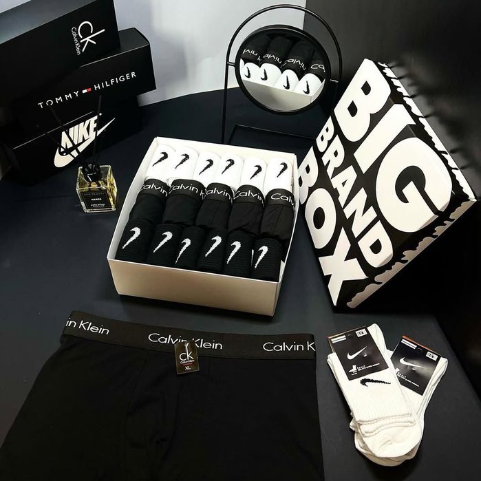 Zestaw męskich bokserek i skarpetek