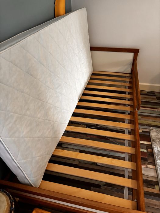 Lozko z   IKEA z materacem 160/70 dla dziecka