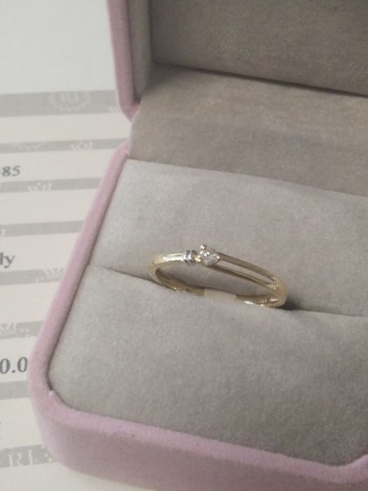 Złoty pierścionek z diamentem złoto 585 rozm. 16