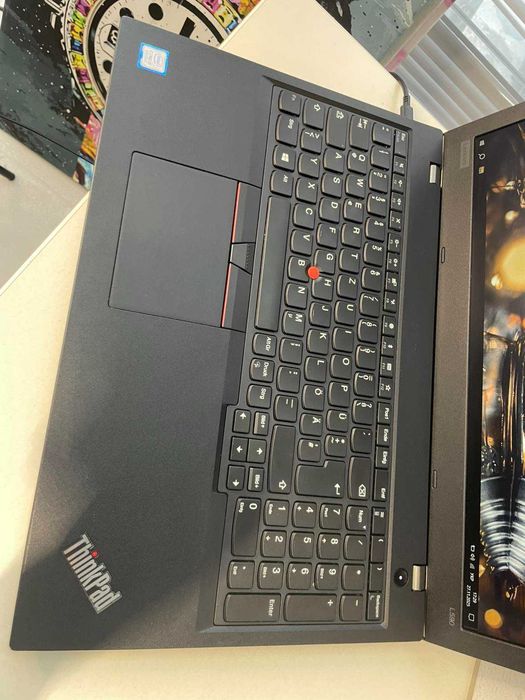 15 дюймові Ноутбук Lenovo L590 є в великі кількості