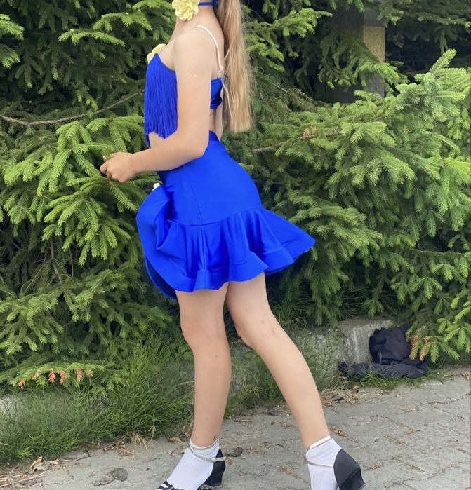 Комтюм для бальних танців.