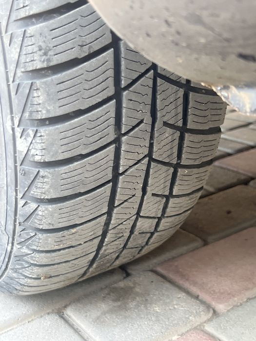 Продам авто хюндаи H200 2.5тд