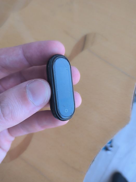 фітнес-браслет Xiaomi Mi Band 4
