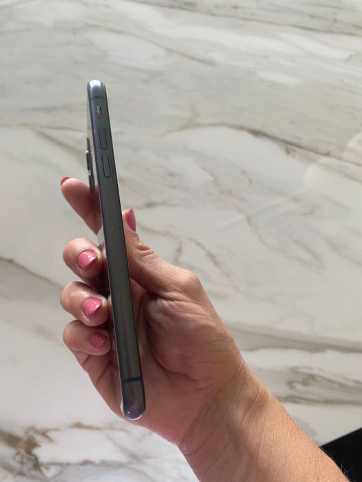 Iphone 11 preto 64gb